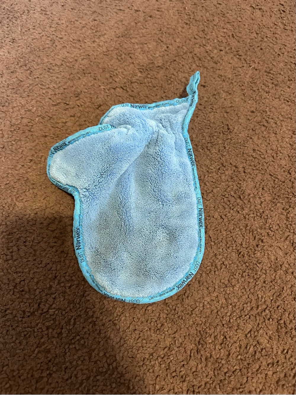 Norwex Light Blue Microfiber Cleaning Mitt